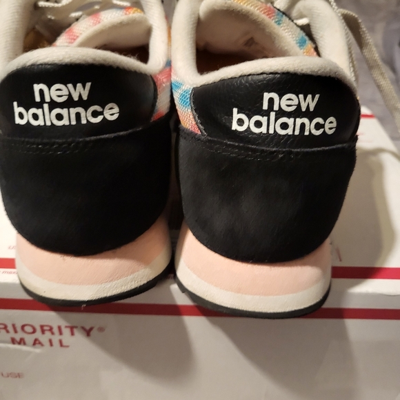 Shoes - Picture 3 of 5